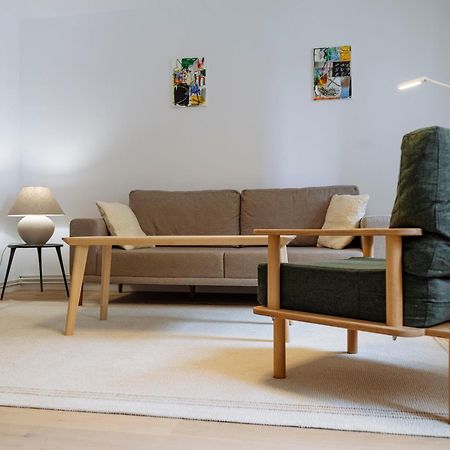 Cozy Central Apartment Near The Forest Brasov Exterior photo