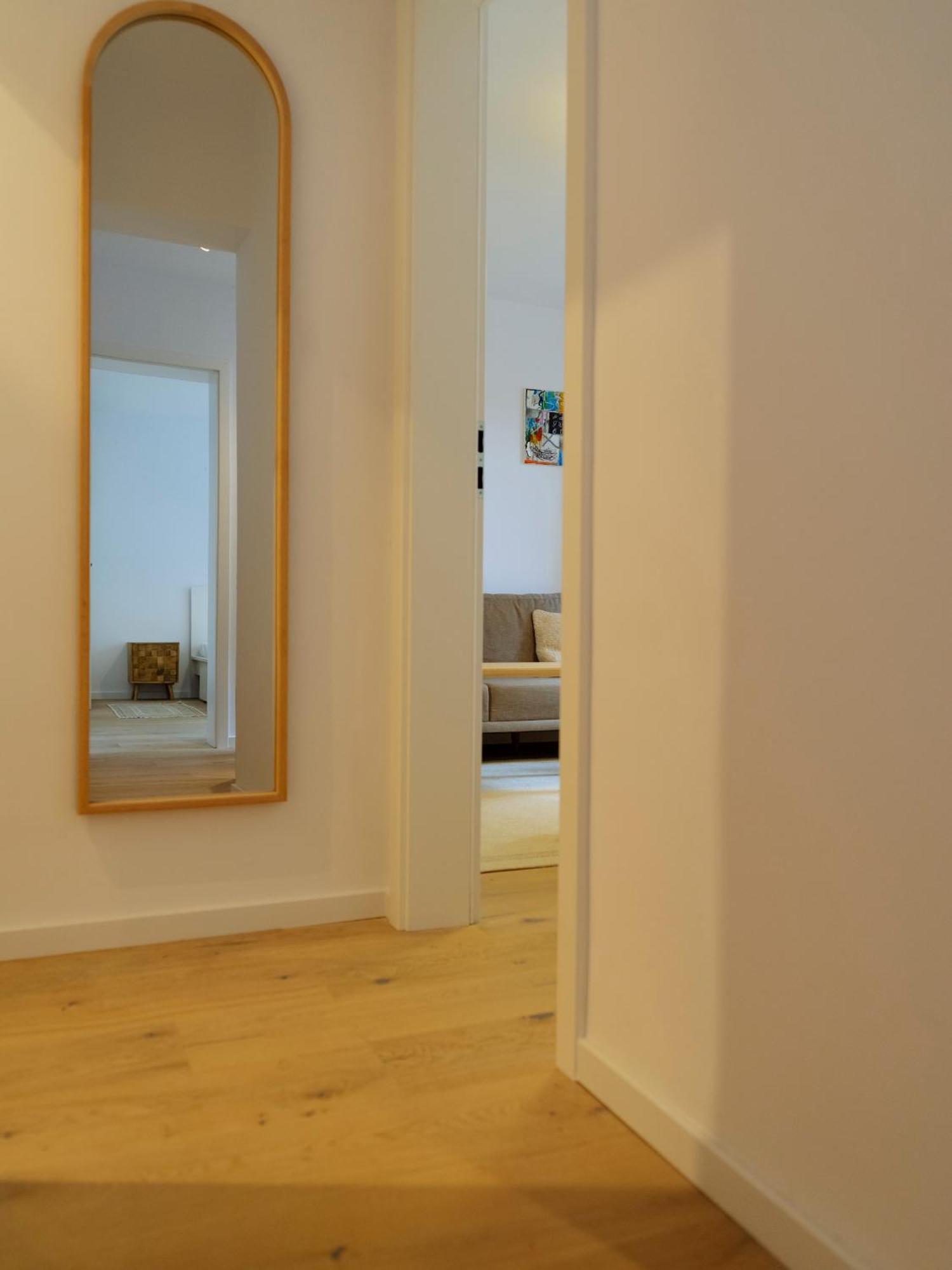 Cozy Central Apartment Near The Forest Brasov Exterior photo